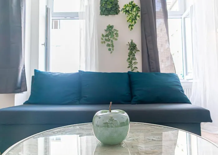 Attractive 1br And 1 Lr Comfortable Design, Great Location דירה וינה
