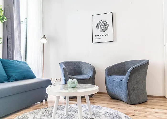Attractive 1br And 1 Lr Comfortable Design, Great Location