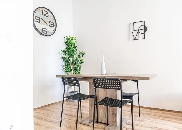 דירה Attractive 1br And 1 Lr Comfortable Design, Great Location וינה